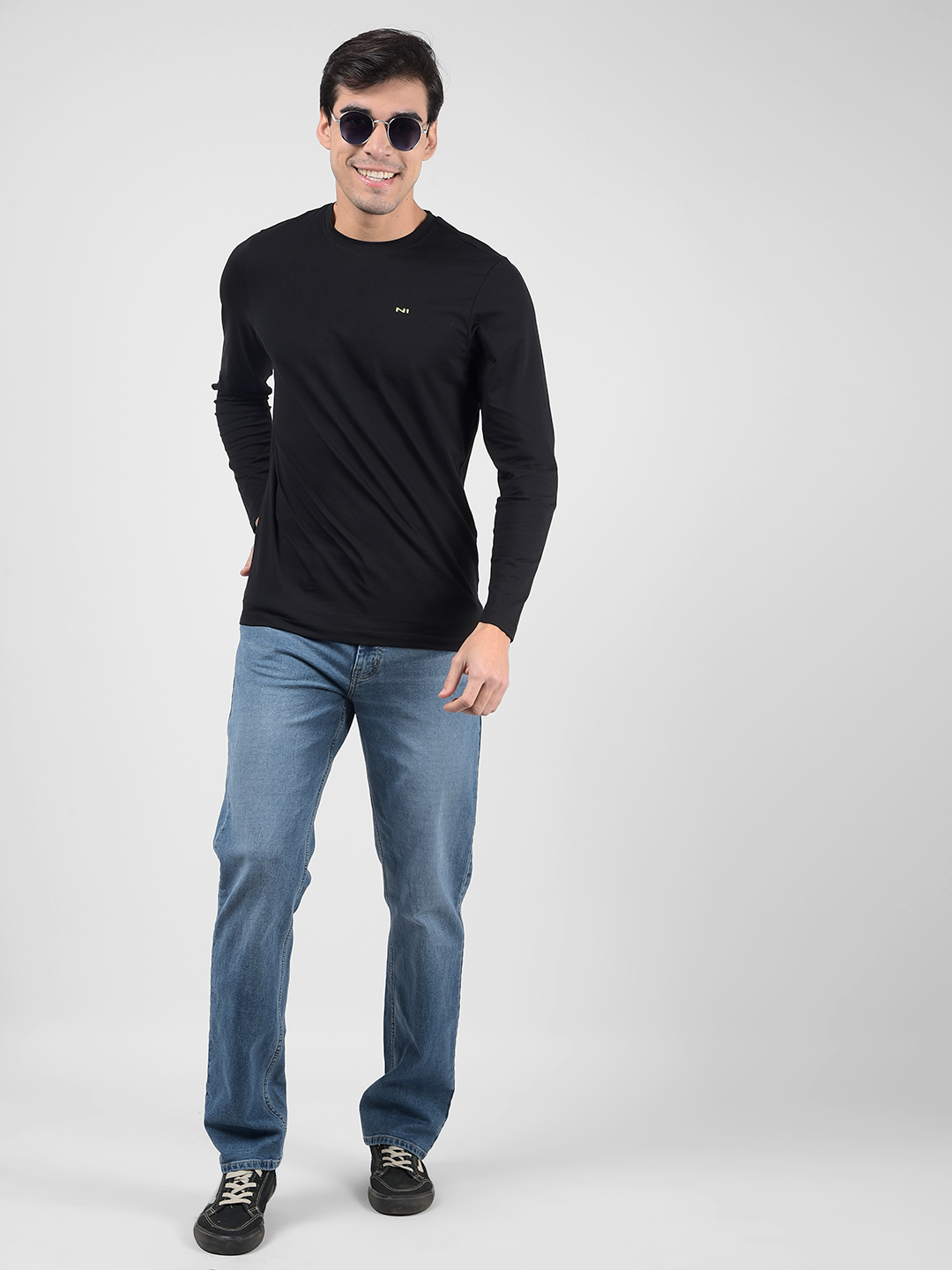 Numero Uno Men Solid Blue Jeans